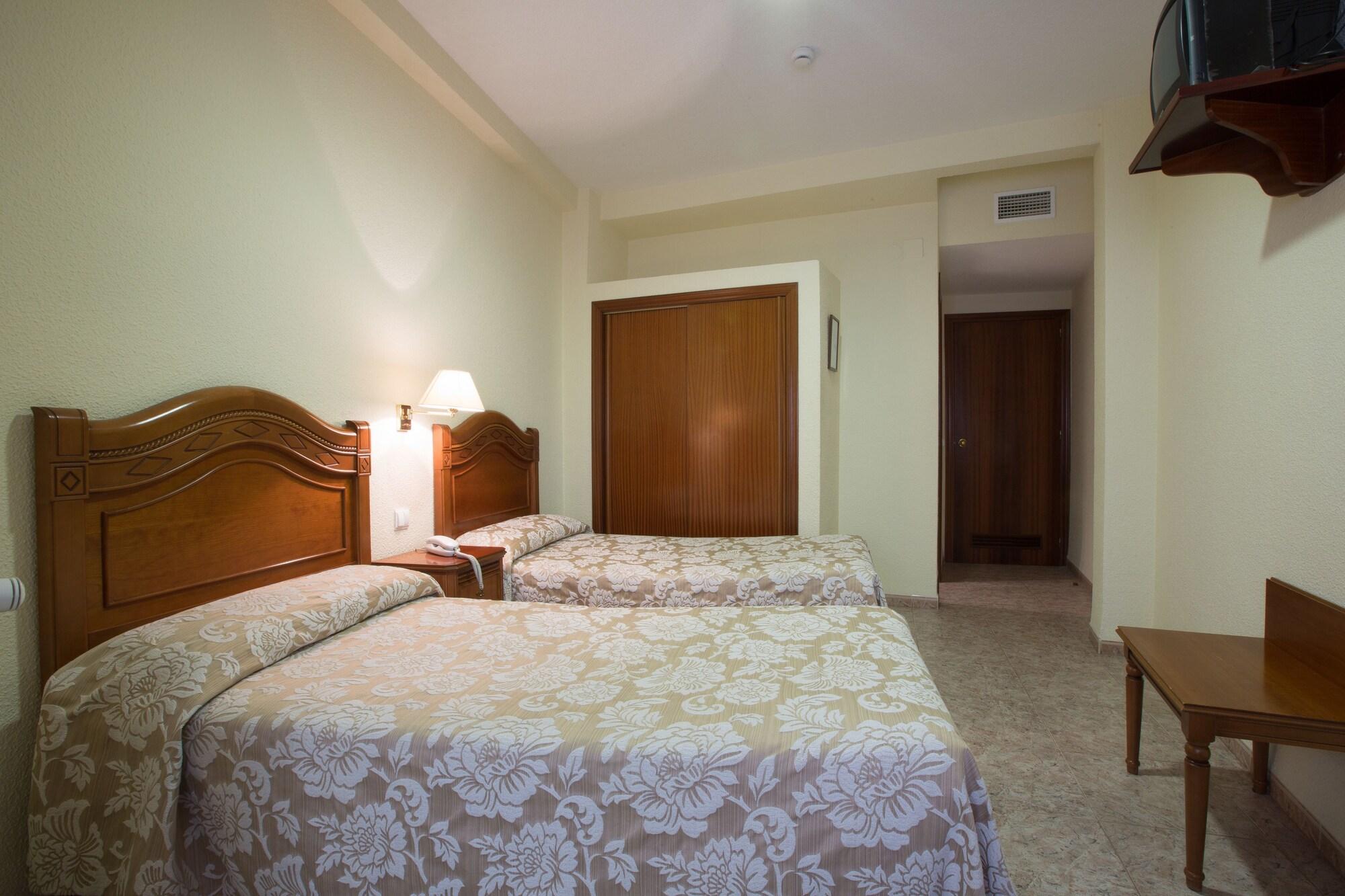Hotel Riviera Cordoue Extérieur photo